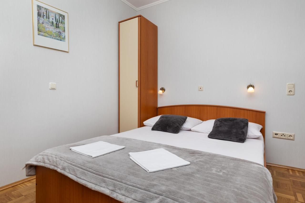 Apartment Duce 5973B Omis Bagian luar foto